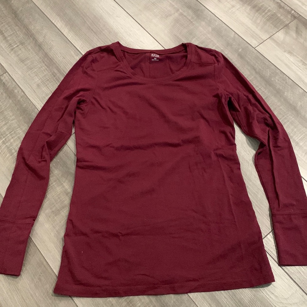 Basic long sleeve tee